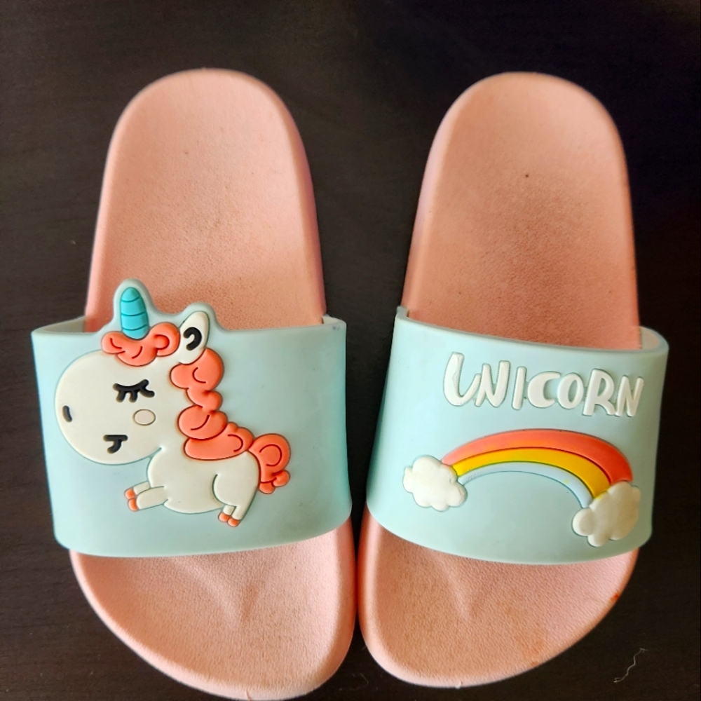 Kids cute unicorn slippers, size 1.5, pink and blue with unicorn